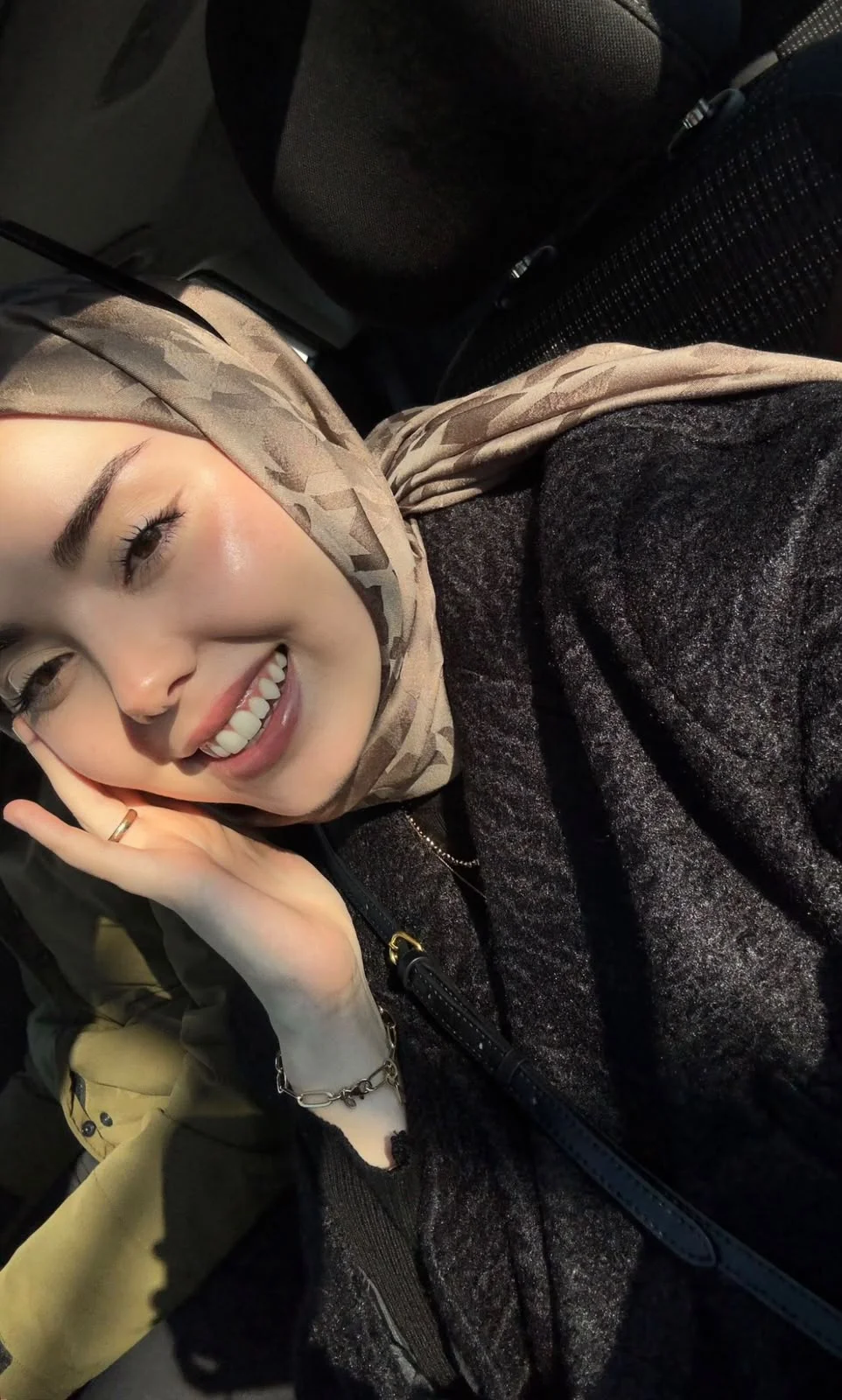 EYÜPSULTAN VIP Escort PINAR - Doğrulanmış Model